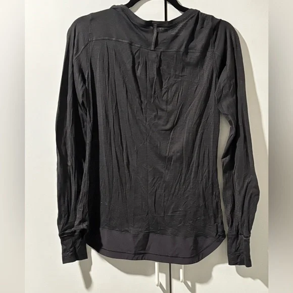 Women’s Lululemon Athletica Black Polo Collar Relaxed Sweatshirt - Picture 3 of 3